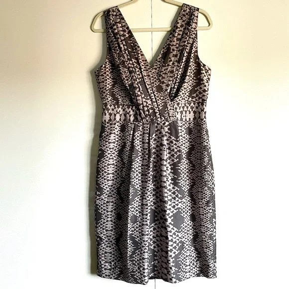 NWT Banana Republic Silk Snake Print Sheath Dress Career Cocktail Size 10 - Picture 2 of 11
